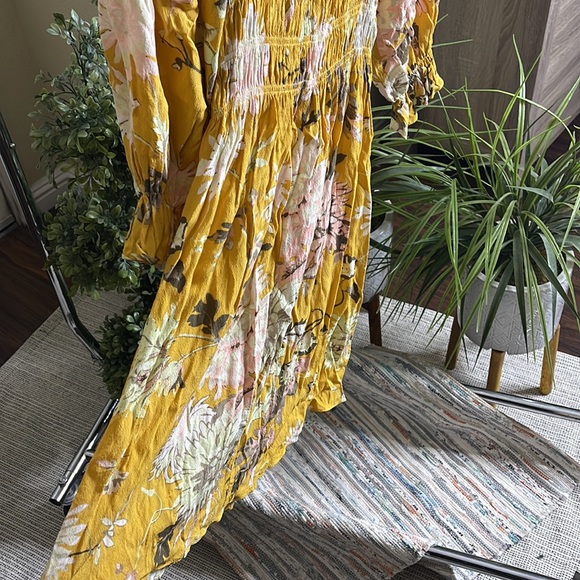 H&M Yellow Floral Dress Size XS - Picture 6 of 8